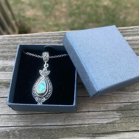 Abalone marcasite silver plated necklace new in box - Picture 9 of 10